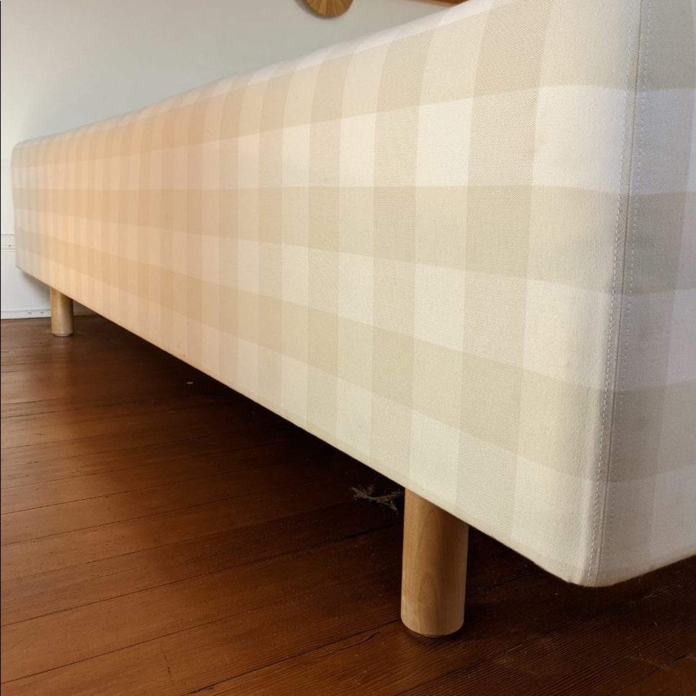 Hastens Superia ll split mattress with BJX topper